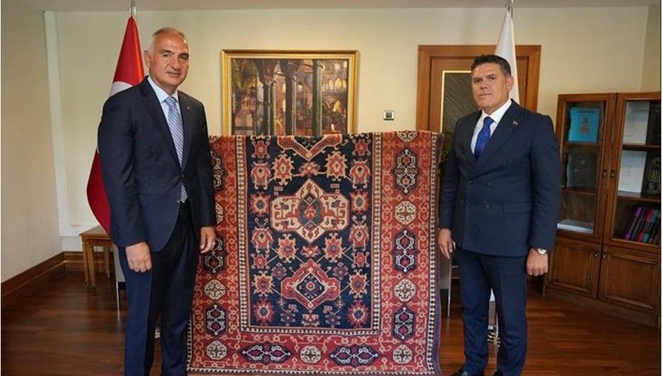 Uşak halısı yeniden ait olduğu topraklarda