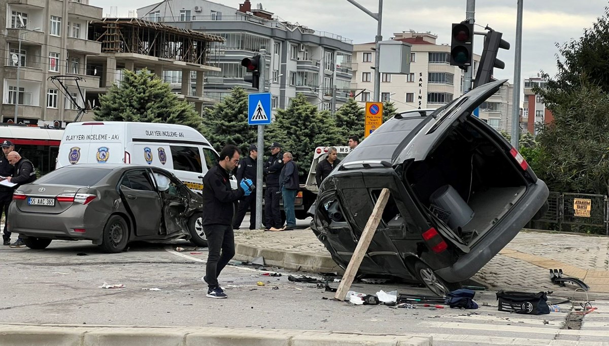 Sivil polis aracı kaza yaptı: 2’si ağır 4 yaralı