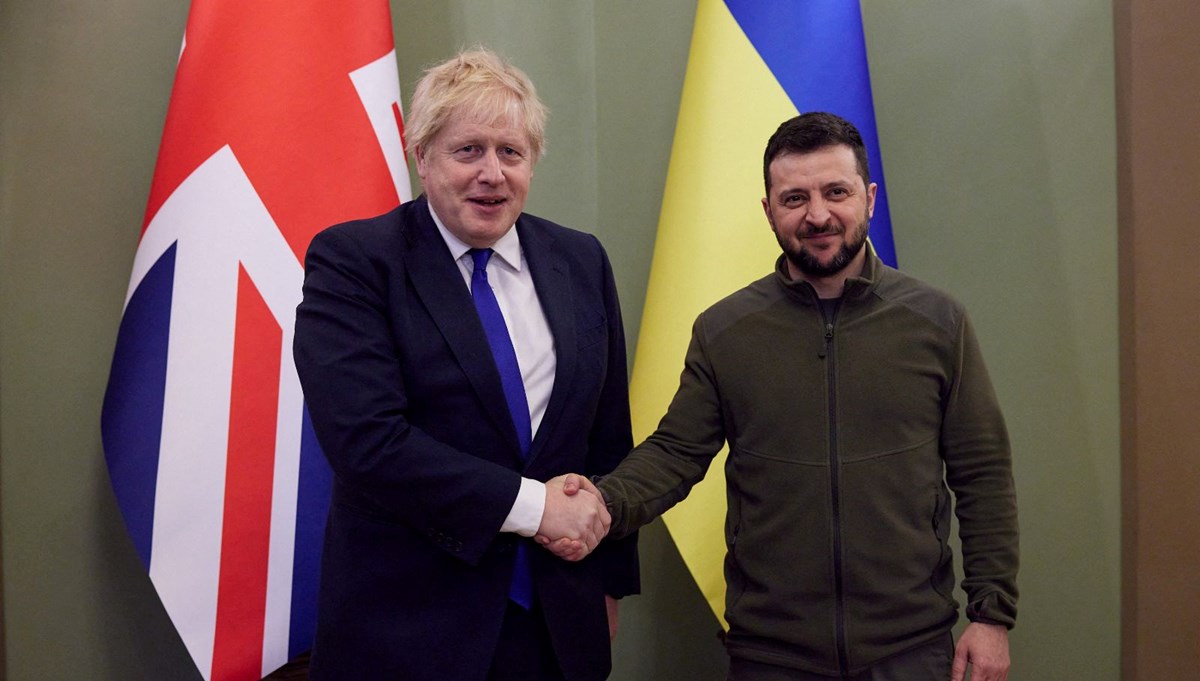 İngiltere Başbakanı Johnson'dan Kiev'de Zelenski'ye sürpriz ziyaret