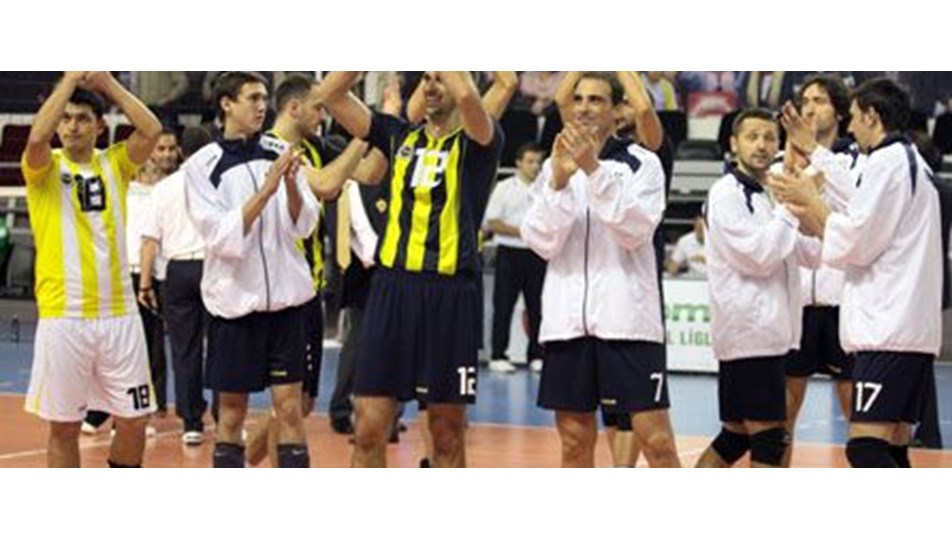 Fenerbahçe güle oynaya: 0-3