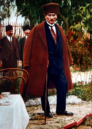 genelkurmay dan renkli ataturk