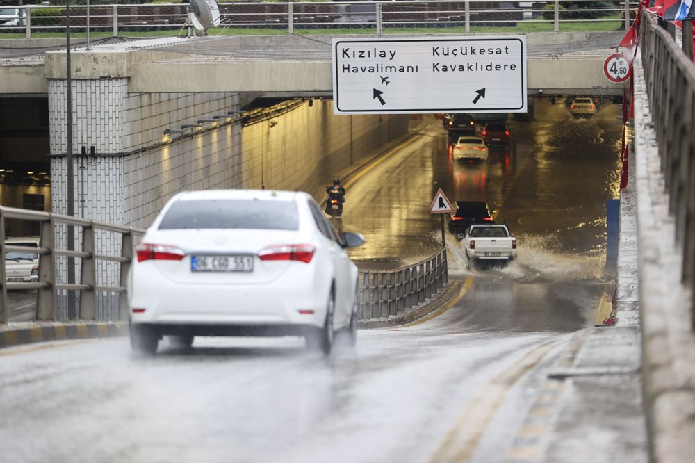 Ankara'da sağanak ve dolu etkili oldu - 17