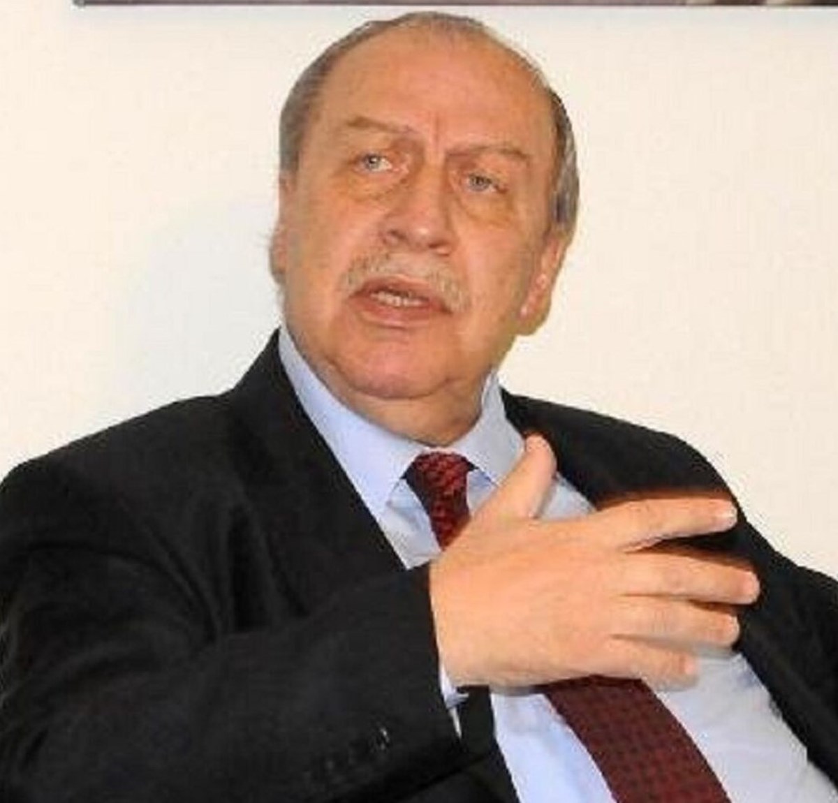 B6amda24xES4j7Bvcm104g.jpg