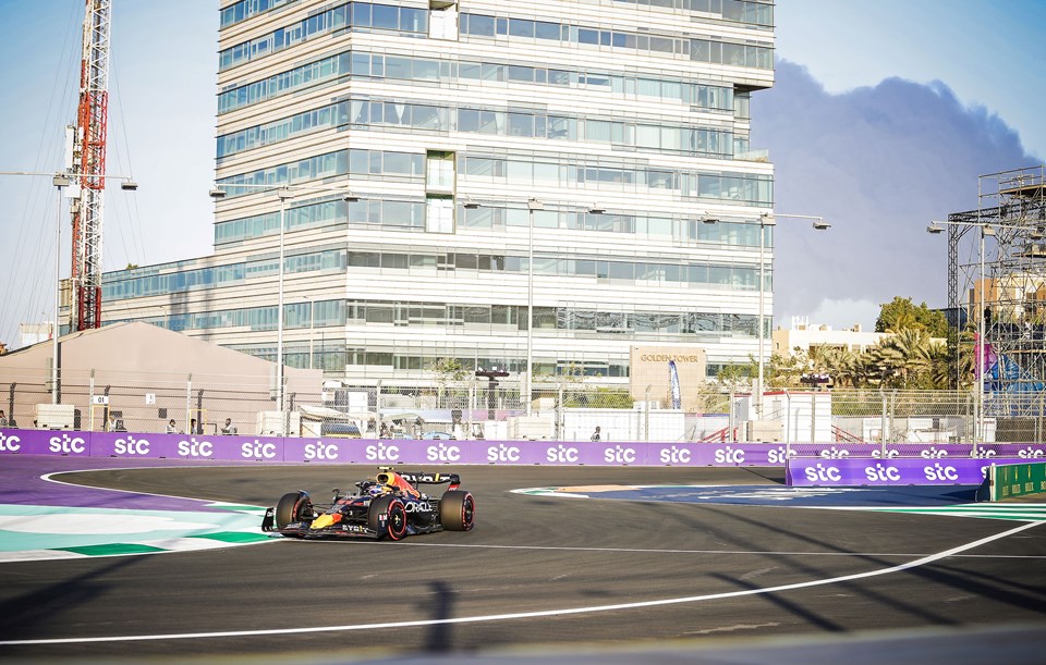 Formula 1 yarışları öncesi Suudi Arabistan'da petrol tesisine saldırı - 2
