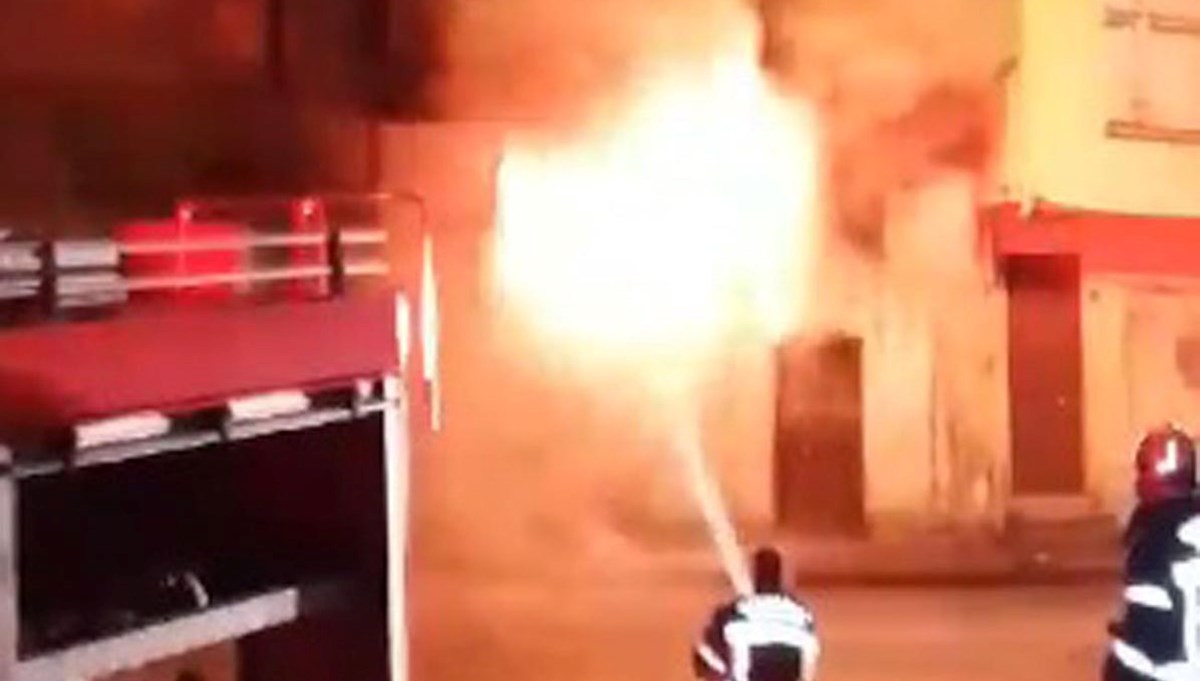 Kütahya'da ev yangını: 1 ölü Kütahya'da ev yangını: 1 ölü