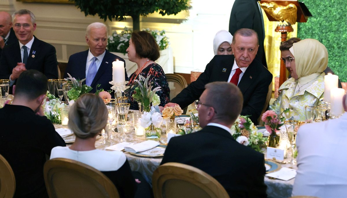 Cumhurbaşkanı Erdoğan ve eşi, ABD Başkanı Biden'ın verdiği resmi yemeğe katıldı Cumhurbaşkanı Erdoğan ve eşi, ABD Başkanı Biden'ın verdiği resmi yemeğe katıldı