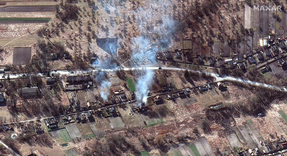 Putin’in
yıkım ordusu: 64 kilometrelik konvoy Kiev sınırında durdu - 8