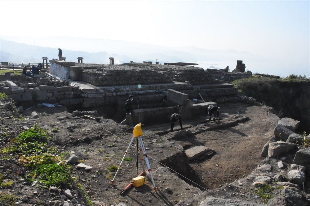 Tieion Antik Kenti'nde Friglere ait yazılar ile Dor başlıkları ortaya çıkarıldı - 8