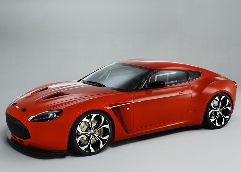 Aston Martin V12 Zagato hayata geçiyor - 1