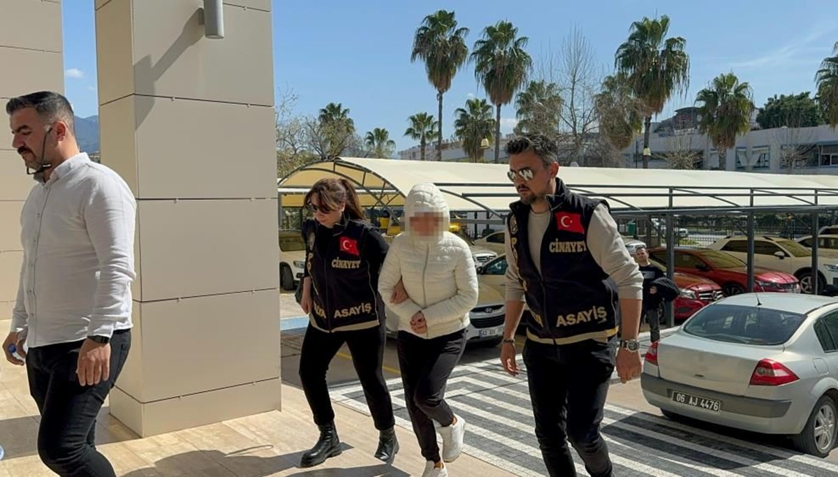 Diş hekimi başından vuruldu: Eşi ve 1 kişi tutuklandı Diş hekimi başından vuruldu: Eşi ve 1 kişi tutuklandı