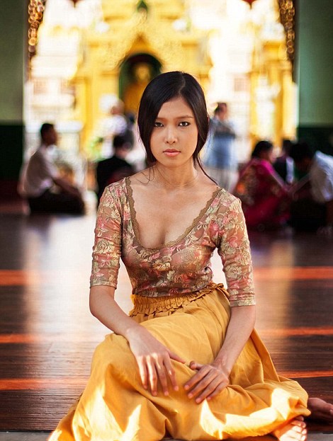 Myanmar Celebrities Photo