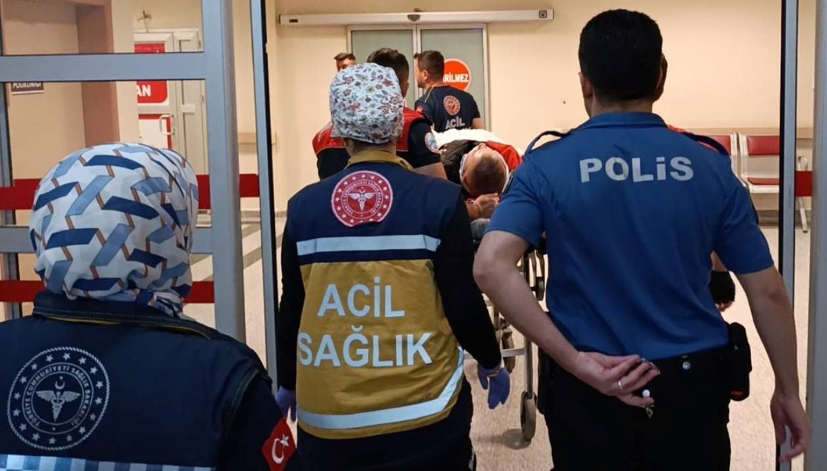 Polis ekipleri kaza kaptı