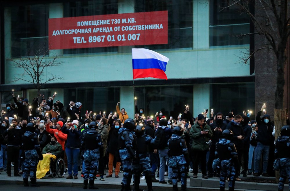 Rusya'da Navalni protestolarında gözaltı sayısı bin 400'ü aştı - 11