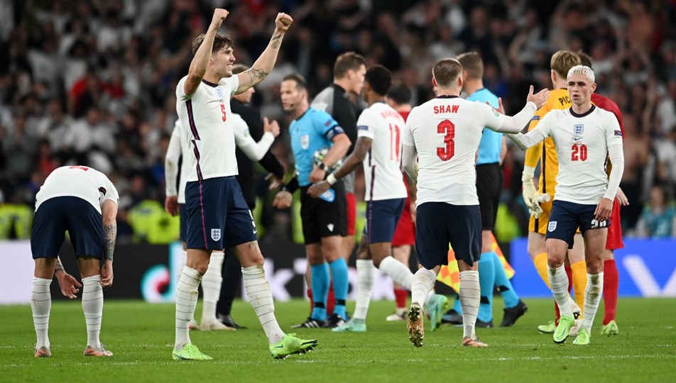 EURO 2020'de finalin adı belli oldu