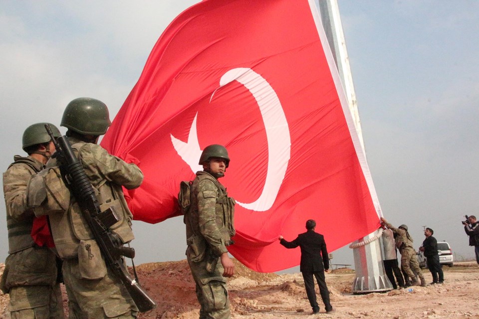 Kobani sınırına dev Türk bayrağı - 2
