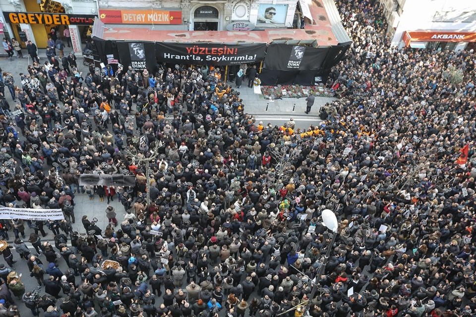 Hrant Dink karanfillerle anıldı - 6