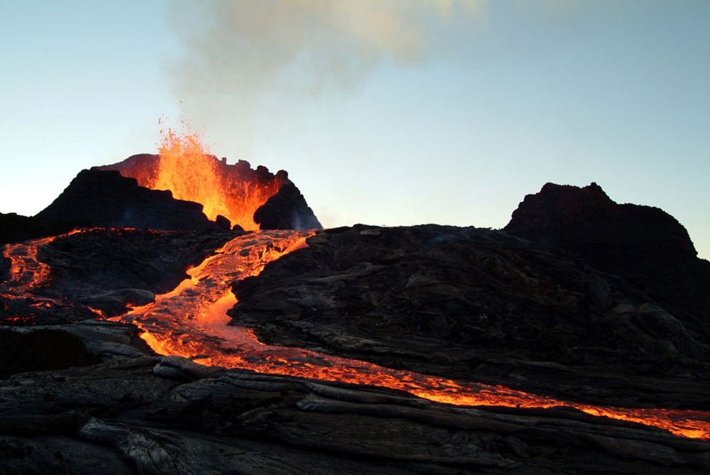 Dünyayı bekleyen büyük tehlike: Mega volkan patlaması yaşanabilir - 1