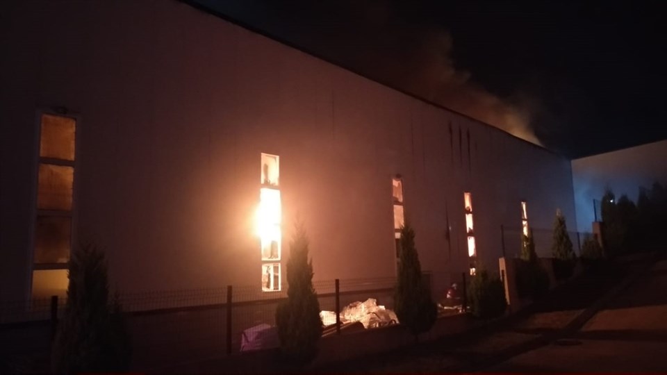 Kocaeli'de fabrika yangını - 1