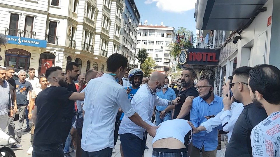 İstanbul'da arkadaşının eşini otele çağırma iddiasına meydan dayağı - 1