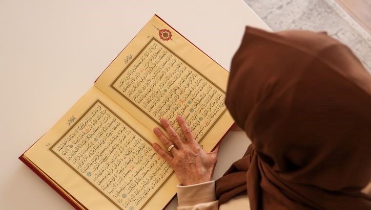 Müzemmil Suresi  Türkçe, Arapça okunuşu ve anlamı: Müzemmil Suresi meali ve tefsiri
