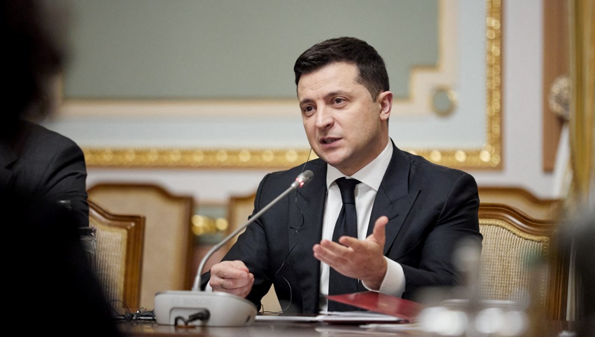 Zelenski: Rus askeri birlikleri Ukrayna sınırından çekilmeli Zelenski: Rus askeri birlikleri Ukrayna sınırından çekilmeli
