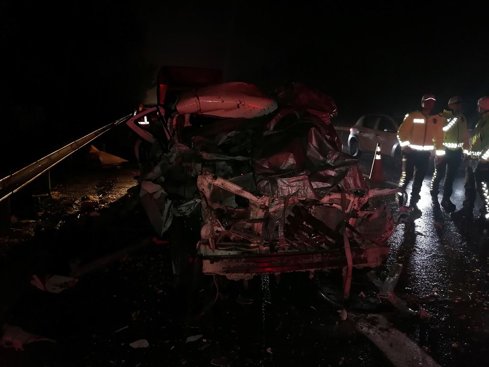 Anadolu Otoyolu'nda trafik kazası - 1