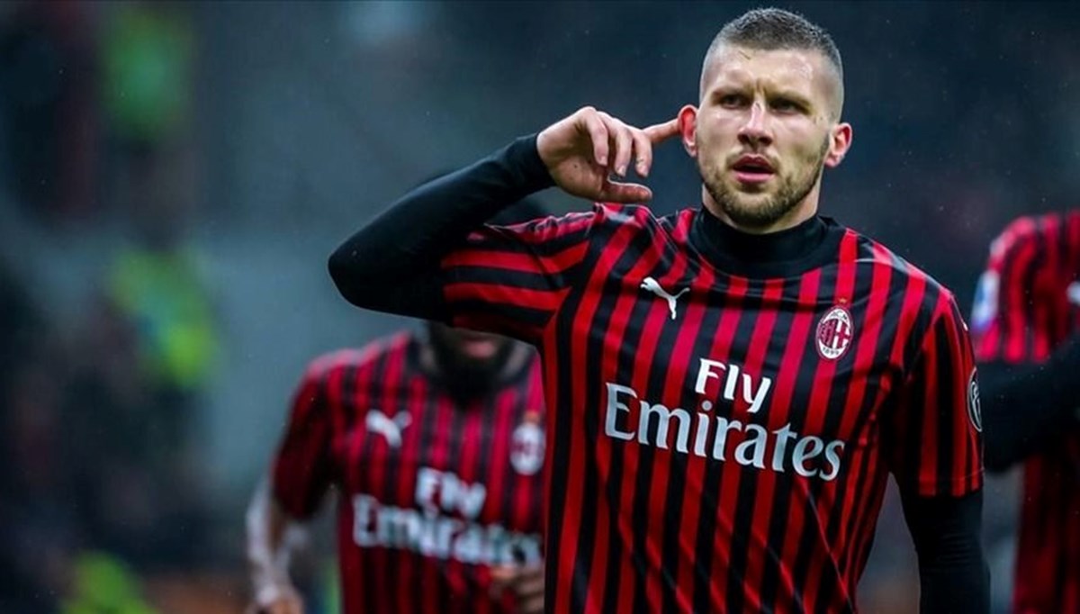 Ante Rebic kimdir? Beşiktaş'ın yeni transferi Ante Rebic kaç yaşında ve hangi mevkide oynuyor?