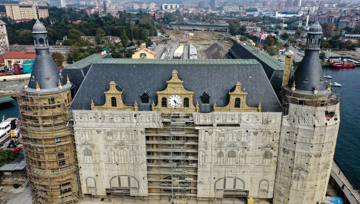 Tarihi Haydarpaşa Garı restorasyonla özgün haline kavuşuyor Tarihi Haydarpaşa Garı restorasyonla özgün haline kavuşuyor