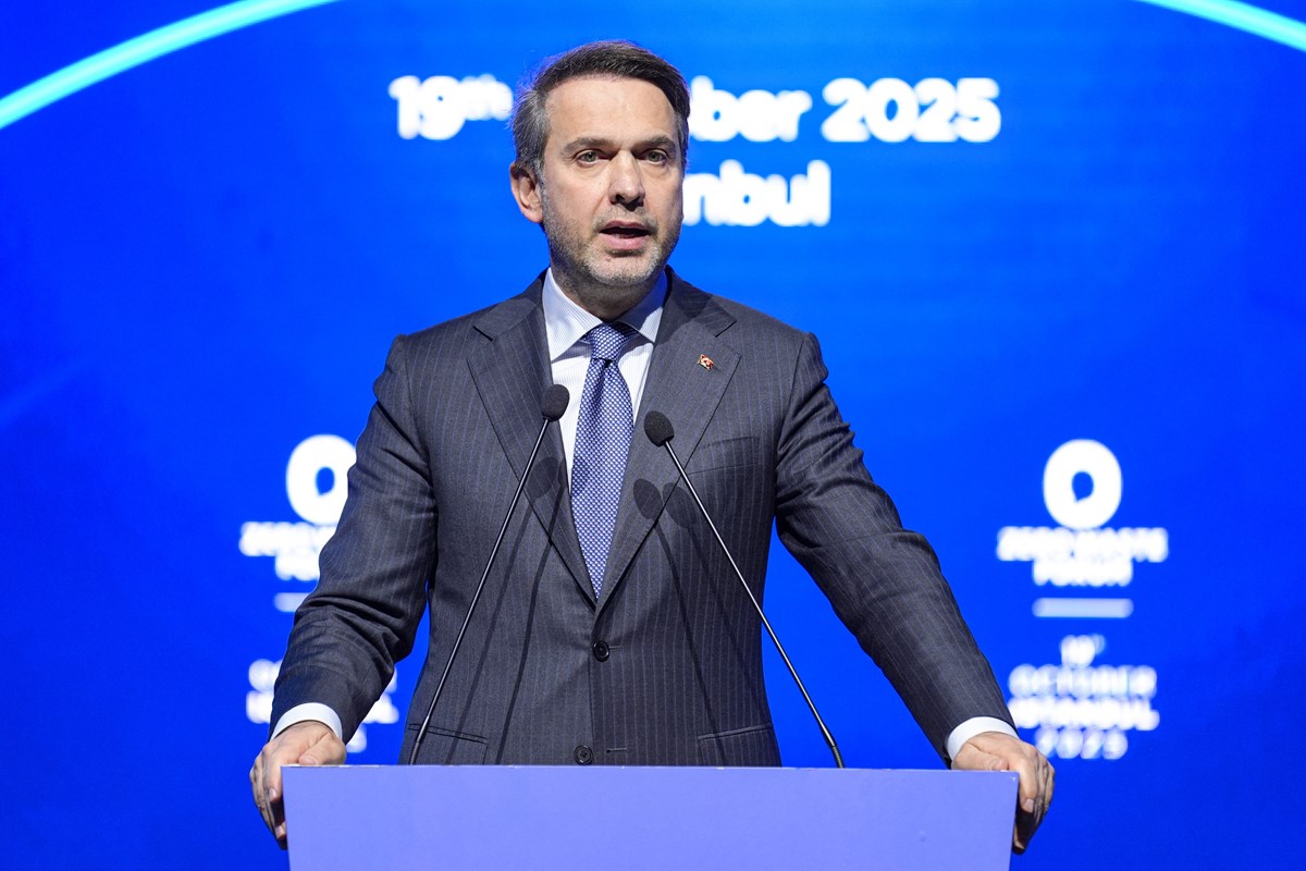 Tam bağımsızlık vizyonunun enerjide de kendilerine bir ışık olduğunu kaydeden Bayraktar, Enerjide tam bağımsız bir Türkiye Tam bağımsızlık vizyonunun enerjide de kendilerine bir ışık olduğunu kaydeden Bayraktar, Enerjide tam bağımsız bir Türkiye