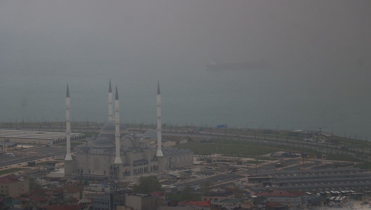 Trabzon'da uçuşlara sis iptali