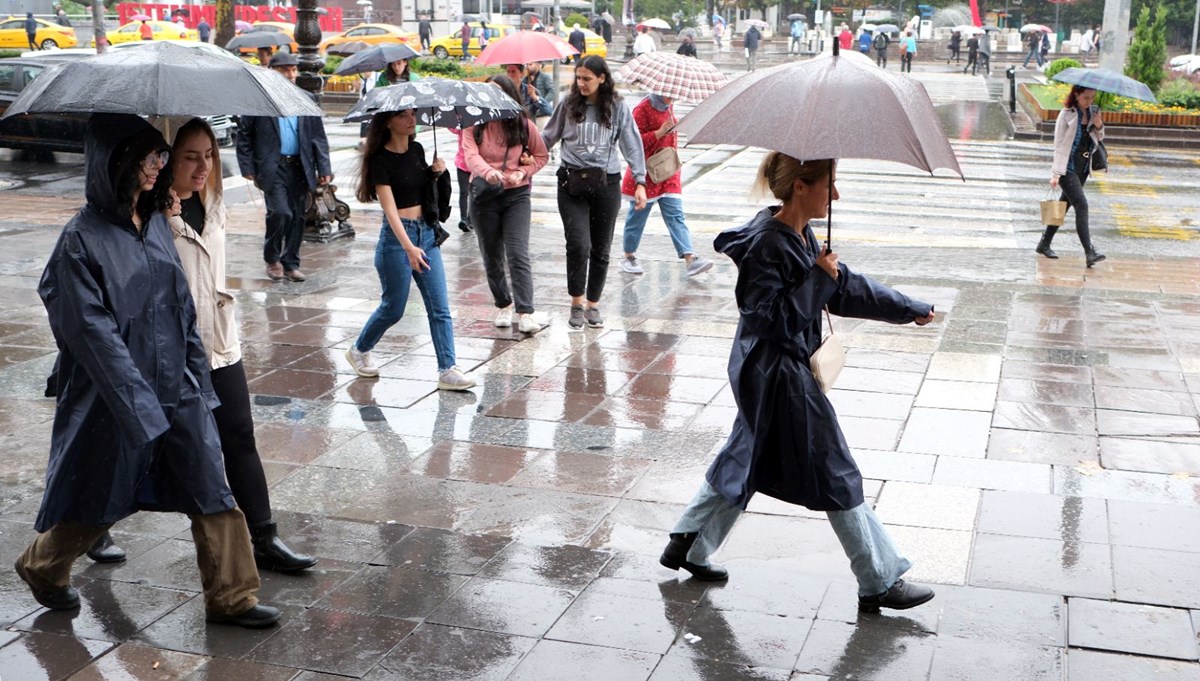 Hava soğuyor, yağış geliyor: Çarşambaya dikkat!