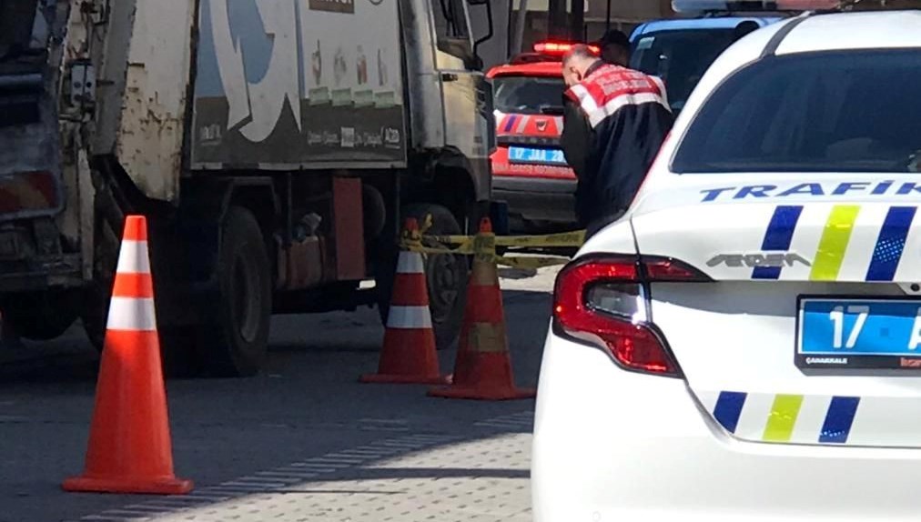 Kamyonun çarptığı yaşlı adam hayatını kaybetti