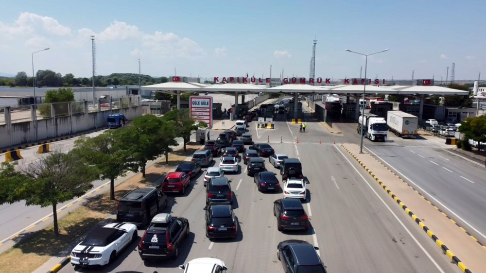 Gurbetçilerin dönüş yolculuğu başladı | Kapıkule Sınır Kapısı’nda yoğunluk - 8