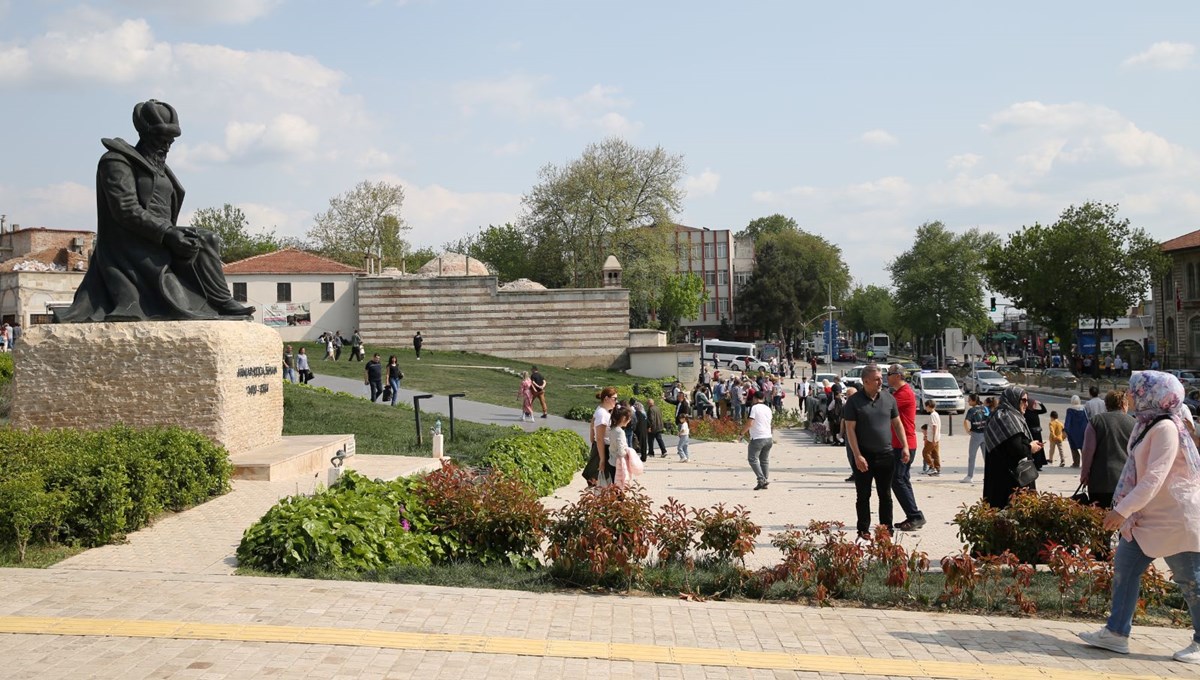 Edirne'de bayram tatili hareketliliği sürüyor