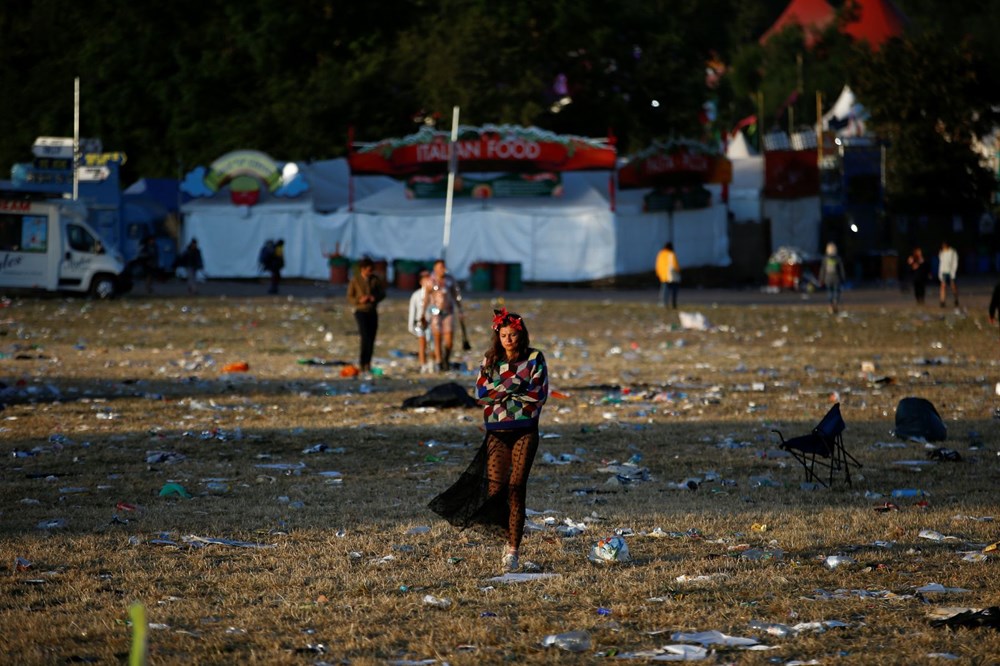 Glastonbury Festivali’nin ardında çöp dağı kaldı - 1