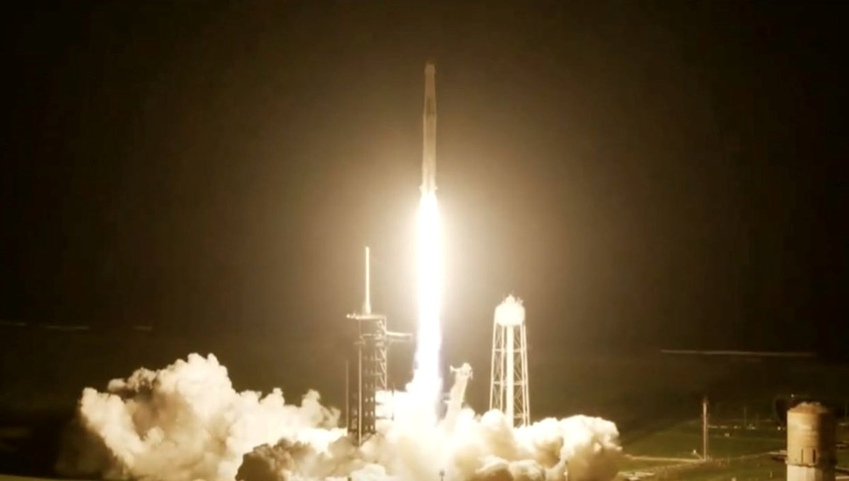 SpaceX'in ilk özel uzay yürüyüşü: Polaris Dawn mürettebatı uzaya fırlatıldı SpaceX'in ilk özel uzay yürüyüşü: Polaris Dawn mürettebatı uzaya fırlatıldı