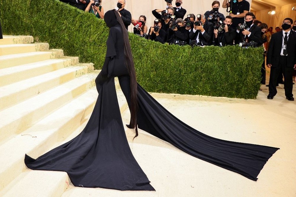 2021 MET Gala'nın en ilginç kıyafetleri - 24