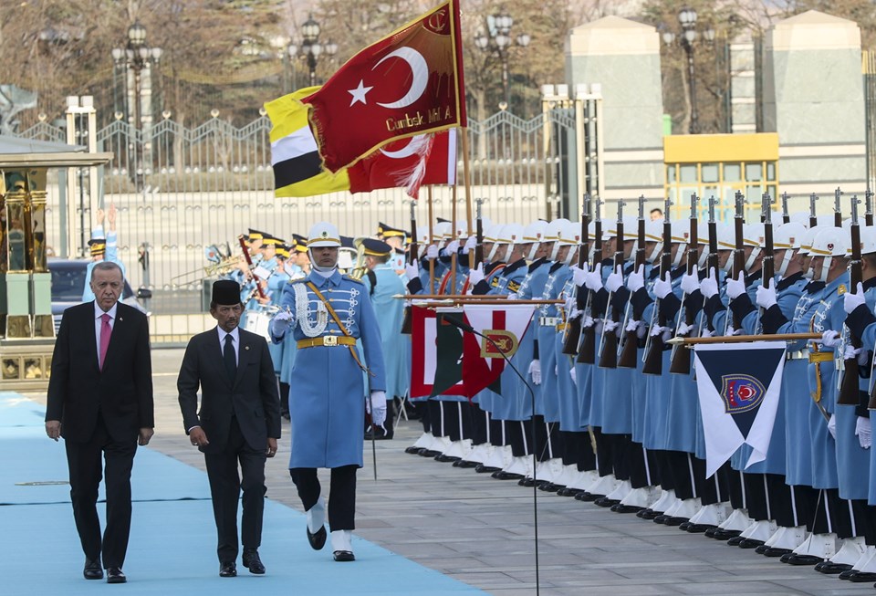 Cumhurbaşkanı Erdoğan, Brunei Darusselam Sultanı Waddaulah'ı resmi törenle karşıladı - 1