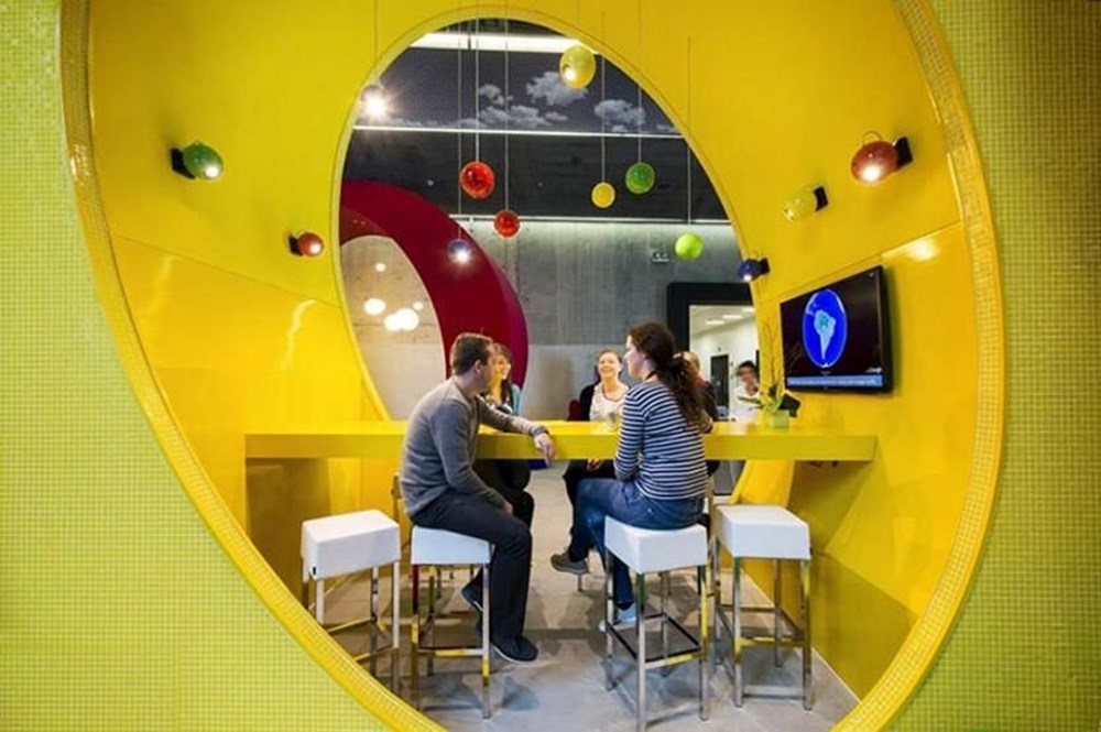 Google binlerce çalışanını işten çıkarıyor: Listede masörler de var - 4
