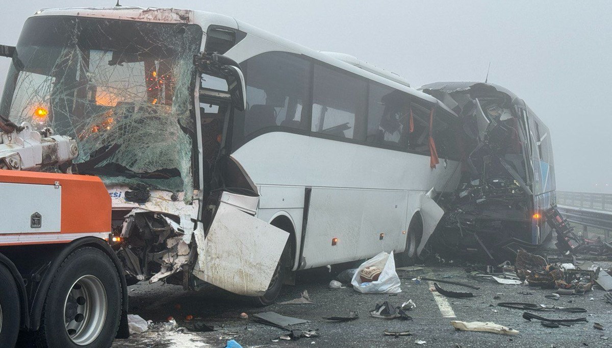 Kuzey Marmara Otoyolu'nda zincirleme kaza: 10 kişi öldü, 61 kişi yaralandı