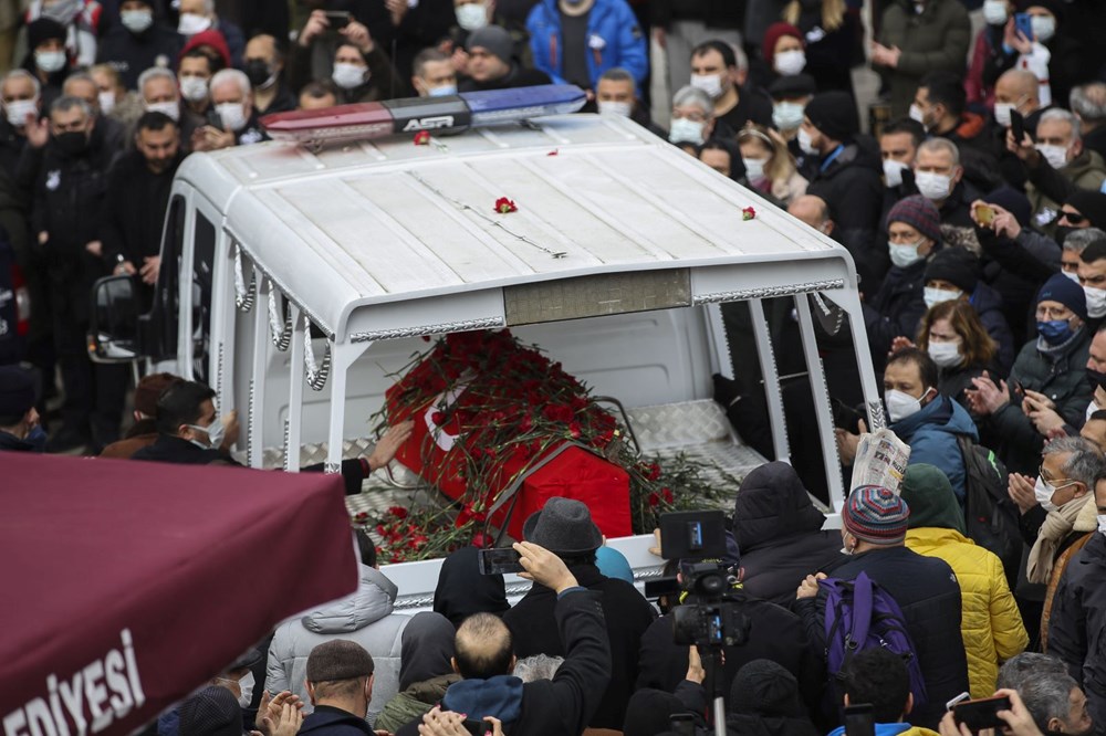 Usta oyuncu Fatma Girik son yolculuğuna uğurlandı - 50