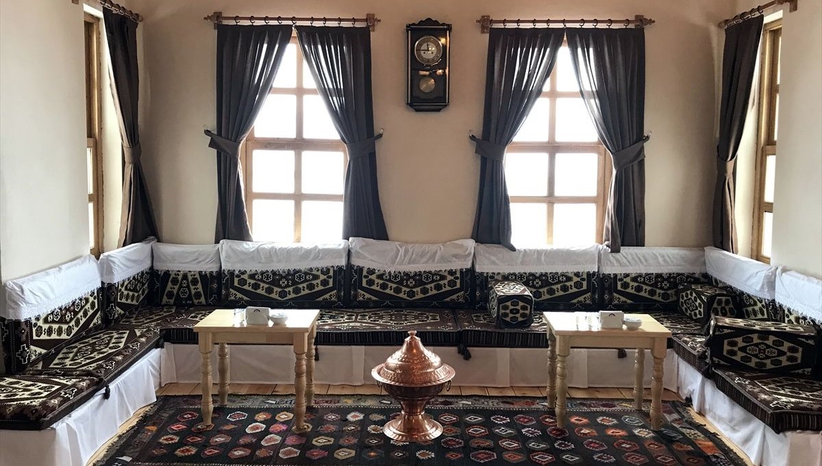 Bayburt�un kadim kültürü �Bilgi Evi� ile yaşatılıyor