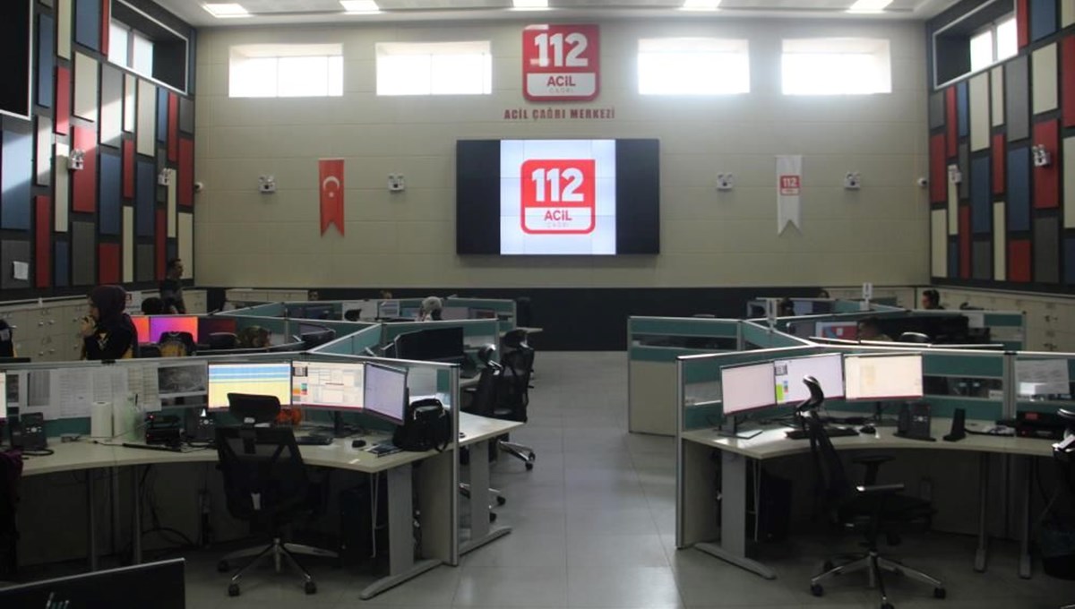 Saatin kaç olduğunu öğrenmek için 112'yi aradılar Saatin kaç olduğunu öğrenmek için 112'yi aradılar