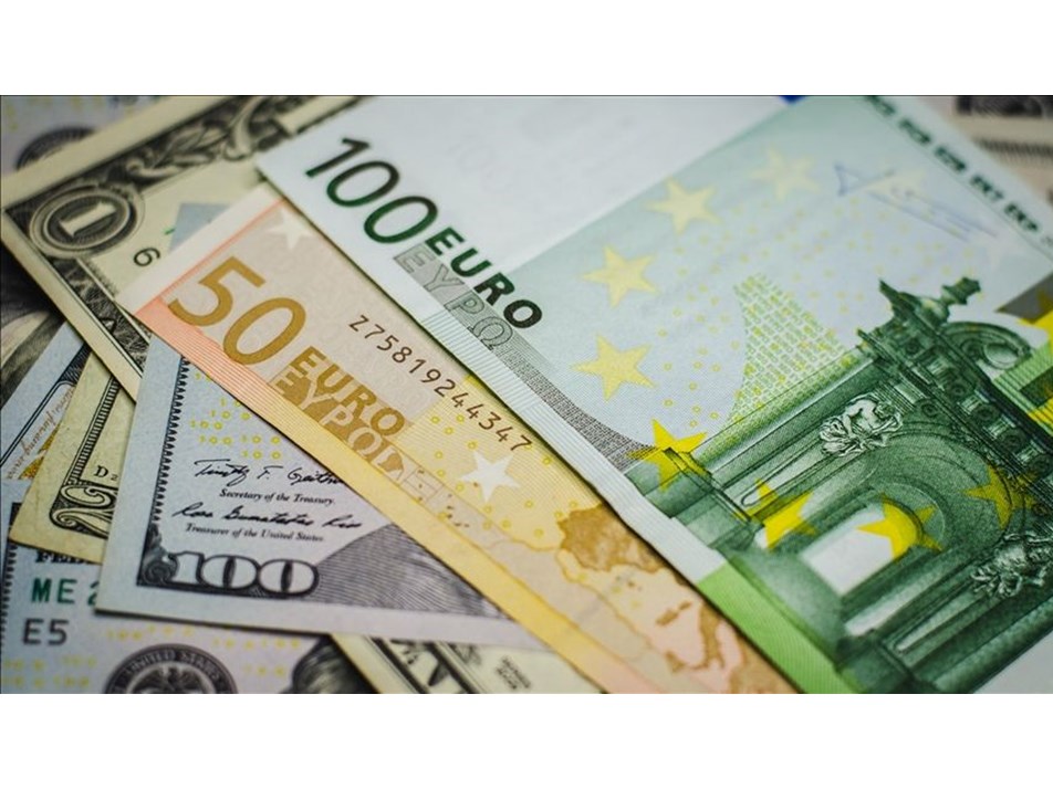 Commerzbank'tan dolar ve euro tahmini