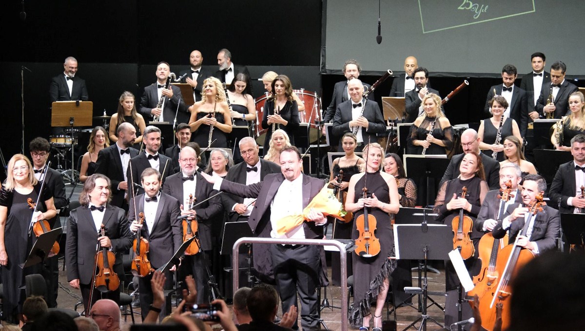 Antalya Devlet Senfoni Orkestrası 25. yıl konseri düzenlendi
