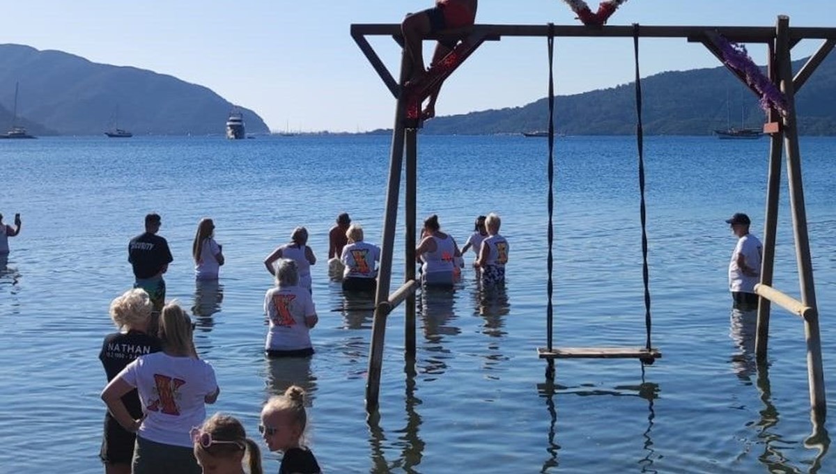 Ölen turistin külleri ortalığı karıştırdı: Olayın görüntüleri ortaya çıktı Ölen turistin külleri ortalığı karıştırdı: Olayın görüntüleri ortaya çıktı