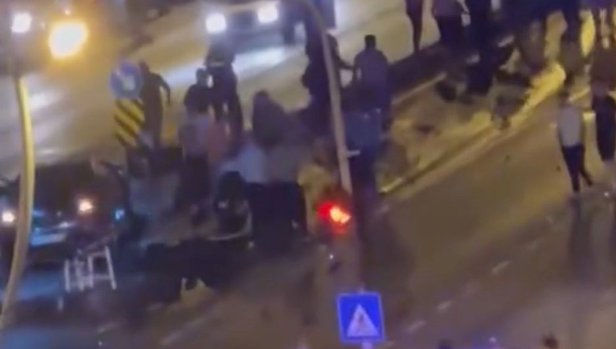 Mersin'de trafik kazası: 10 yaralı Mersin'de trafik kazası: 10 yaralı