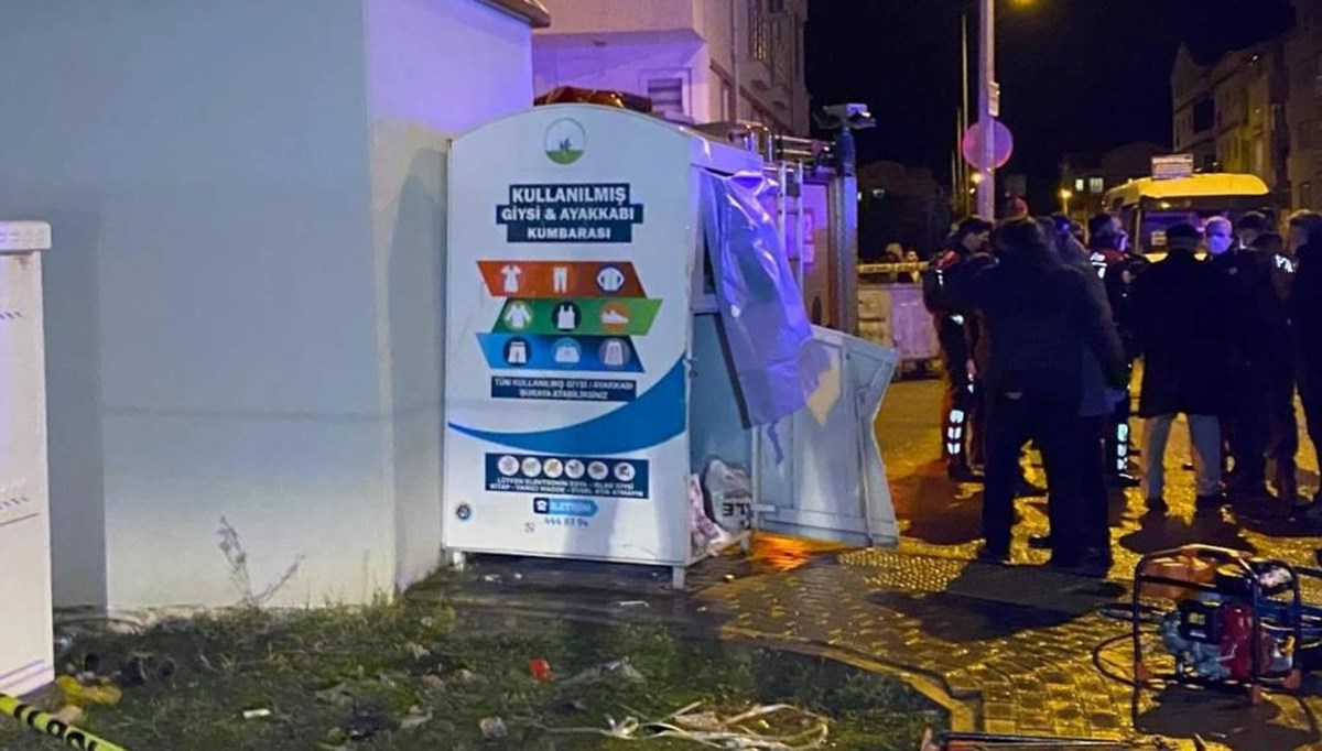 Giysi kumbarasından eşya almaya çalışırken sıkışarak öldü