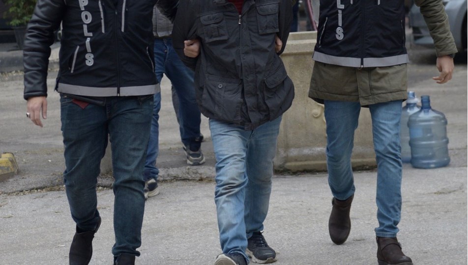 Almanya uyruklu yabancı 3 terörist savaşçı sınır dışı edildi