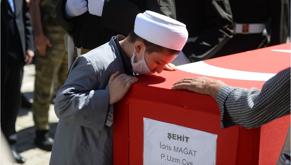 İdlib şehidine veda